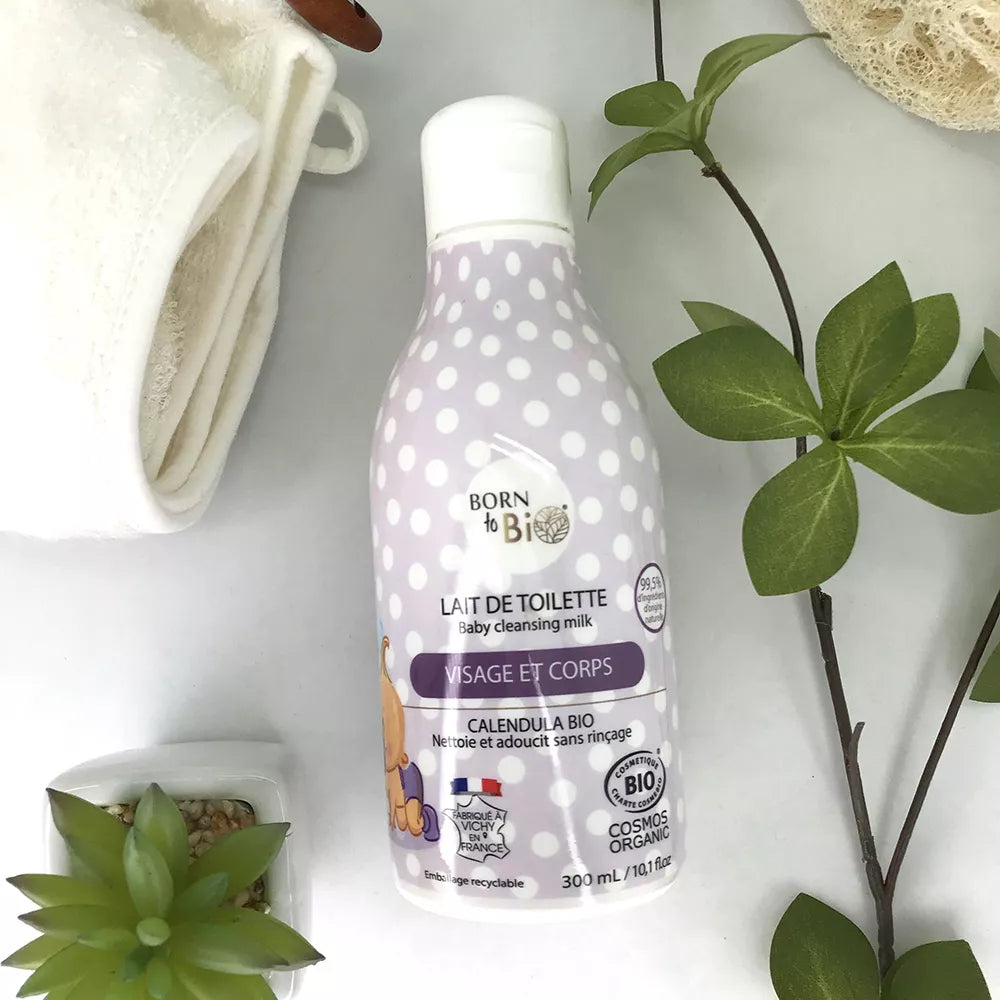 LAIT_TOILETTE_BOUTEILLE_mnjljl.webp