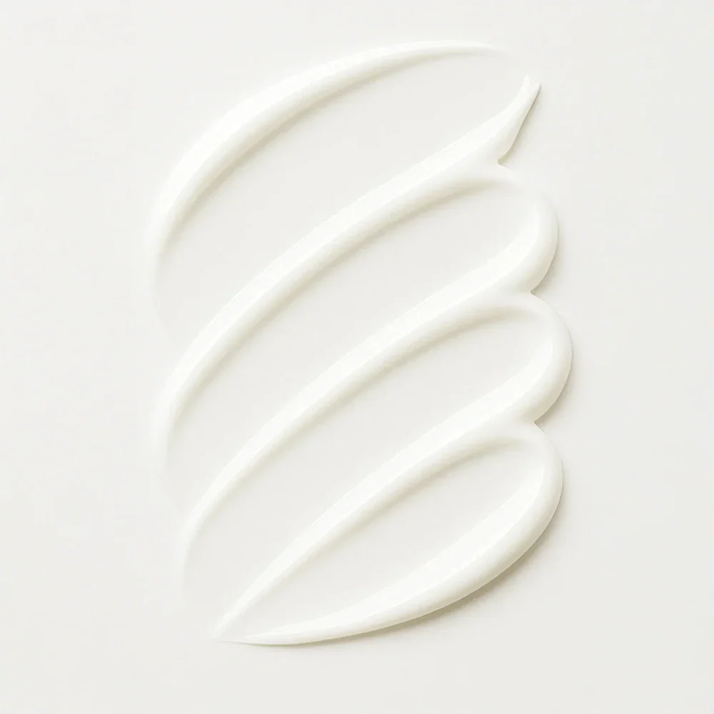 texture-creme-base-neutre-born-to-bio.webp